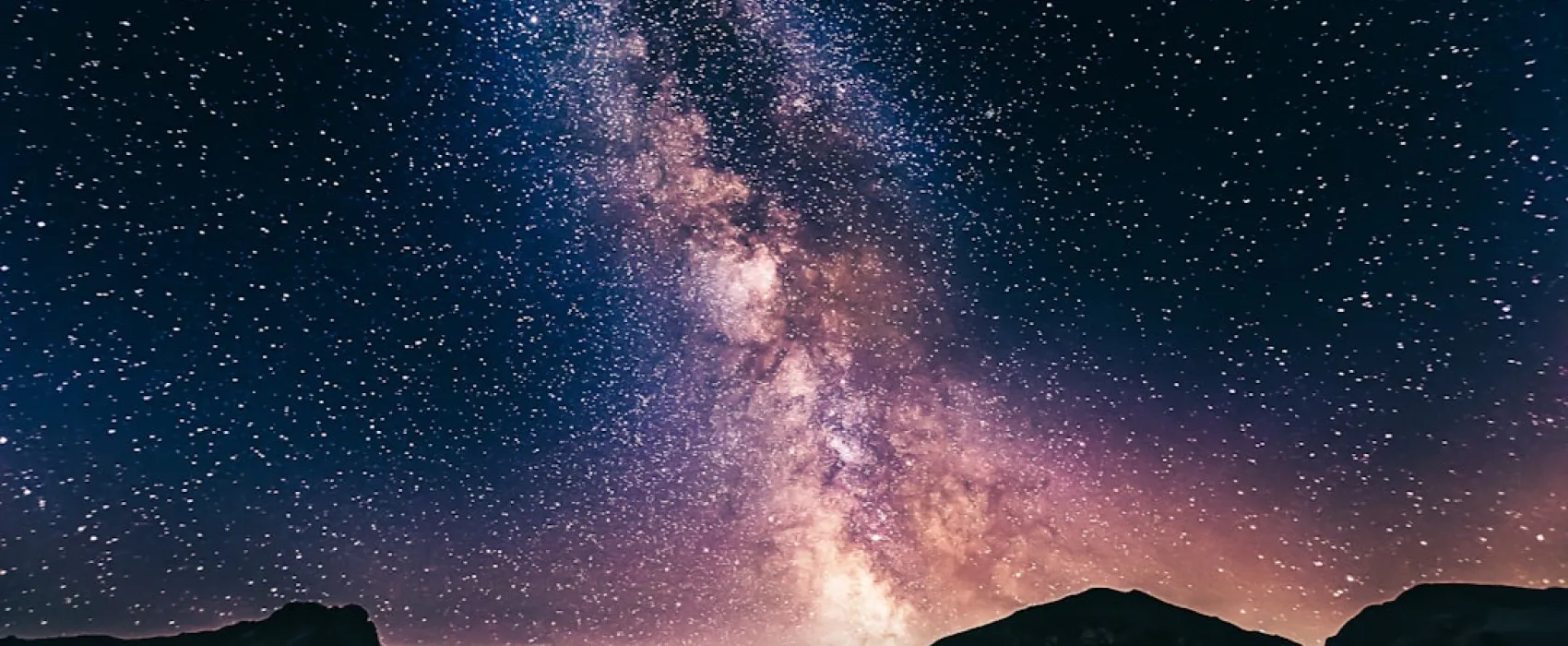 Camping pour les amateurs d'étoiles : Les meilleurs endroits pour observer le ciel nocturne de façon spectaculaire