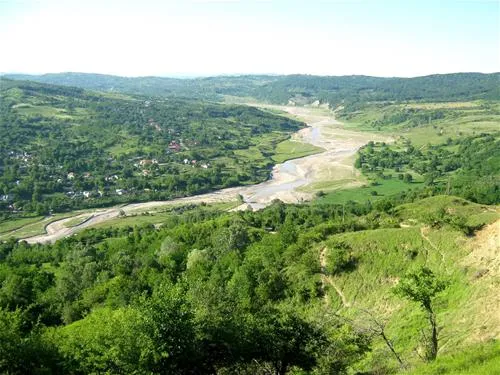 camping-la-tara-mucestidanulesti-fznnt