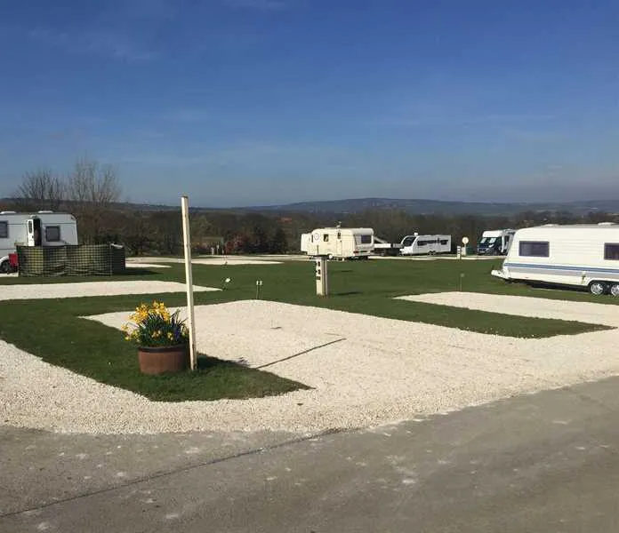 sandfield-house-farm-caravan-park-whitby-magxr
