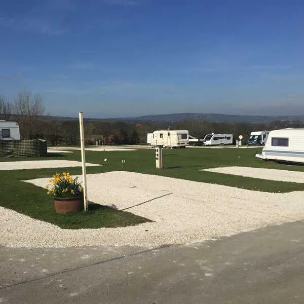 sandfield-house-farm-caravan-park-whitby-magxr