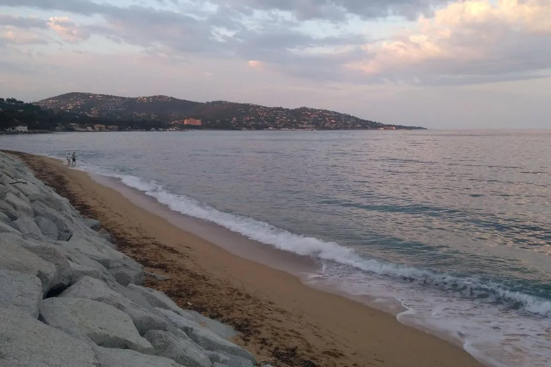 camping-les-cigalons-ste-maxime-y8ih8