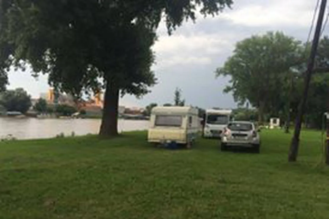 partfurdo-kemping-szeged-txyon