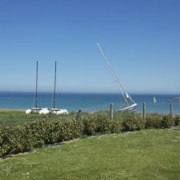 camping-la-blanche-nef-barfleur-dnlaw