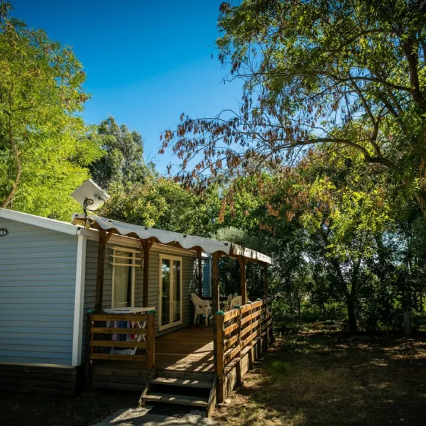 flower-camping-mas-de-mourgues-vauvert-amf7r