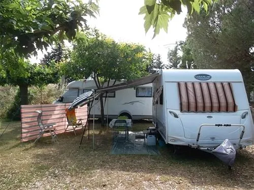 flower-camping-mas-de-mourgues-vauvert-pgq1s