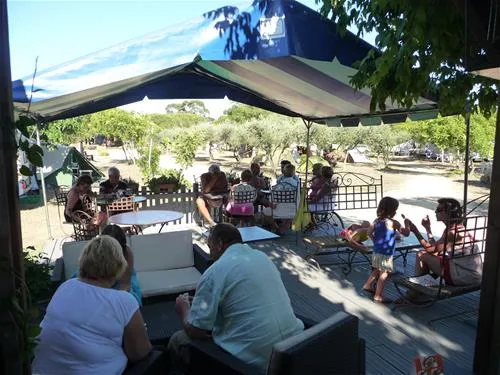 flower-camping-mas-de-mourgues-vauvert-u9isp