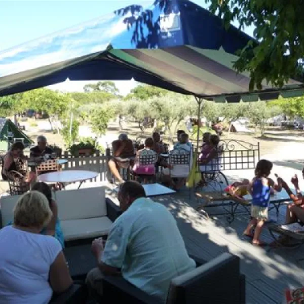 flower-camping-mas-de-mourgues-vauvert-u9isp