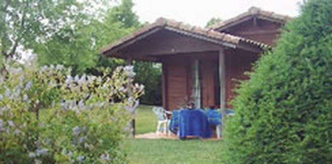 camping-le-cabri-duras-fvqsi