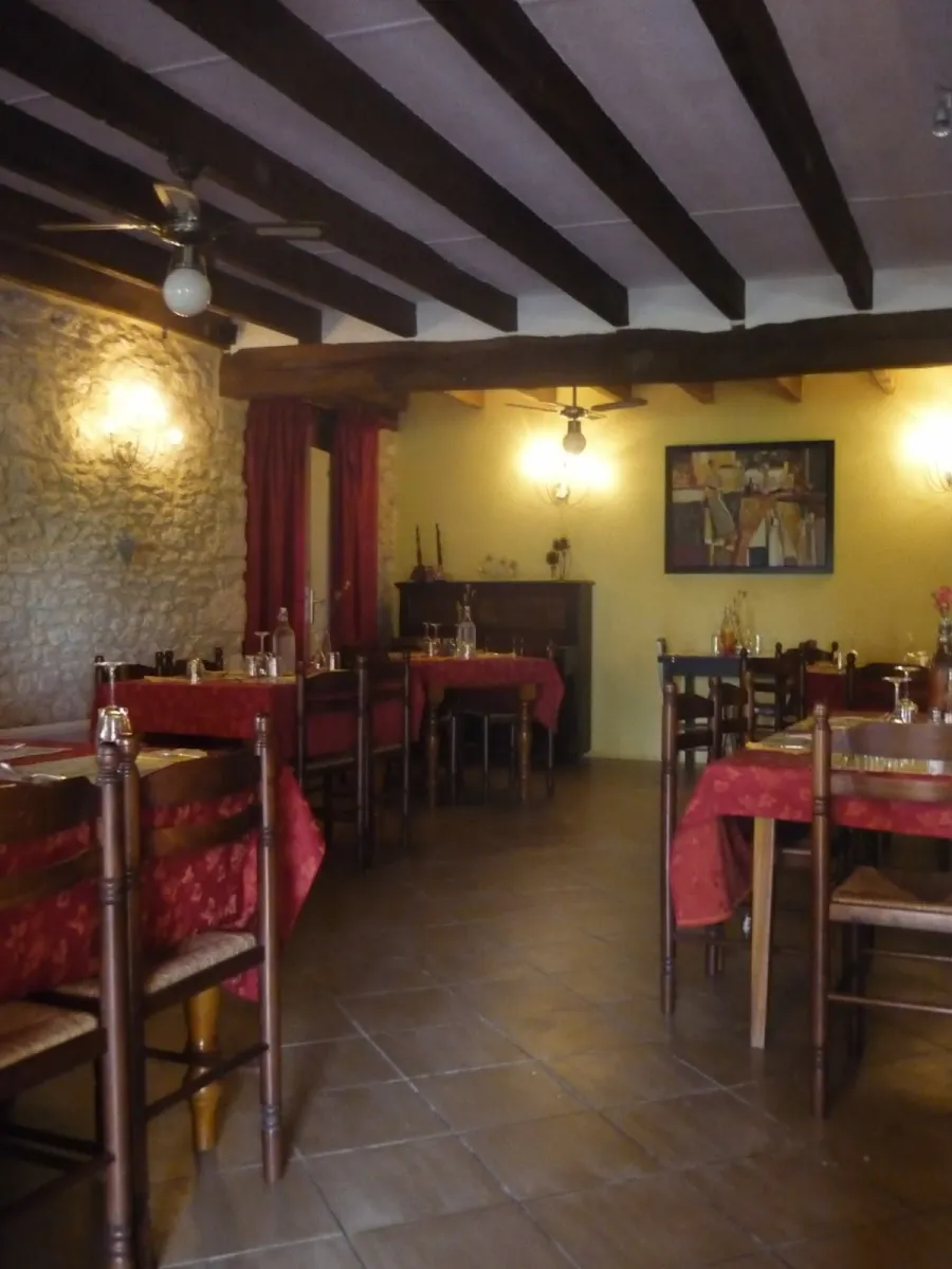 camping-le-cabri-duras-r2a64