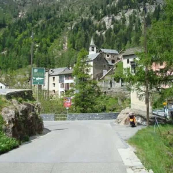 camping-tamaro-tenero-xsm7d