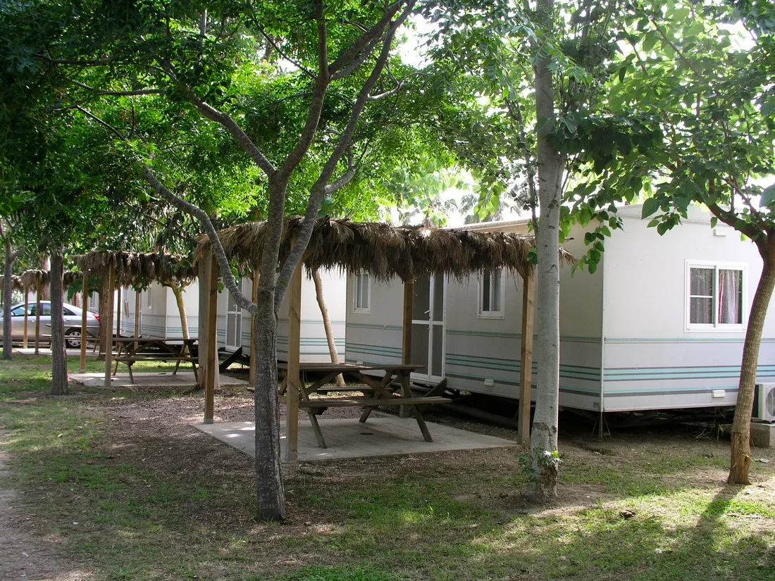 camping-ampolla-playa-tarragona-he9pz