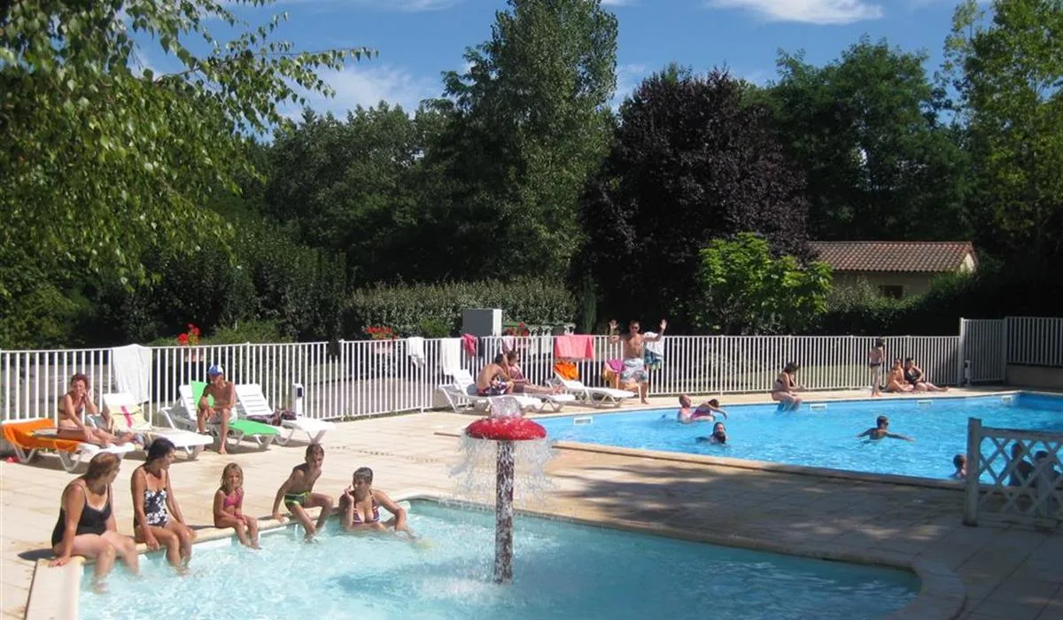camping-le-repaire-thiviers-lzahl