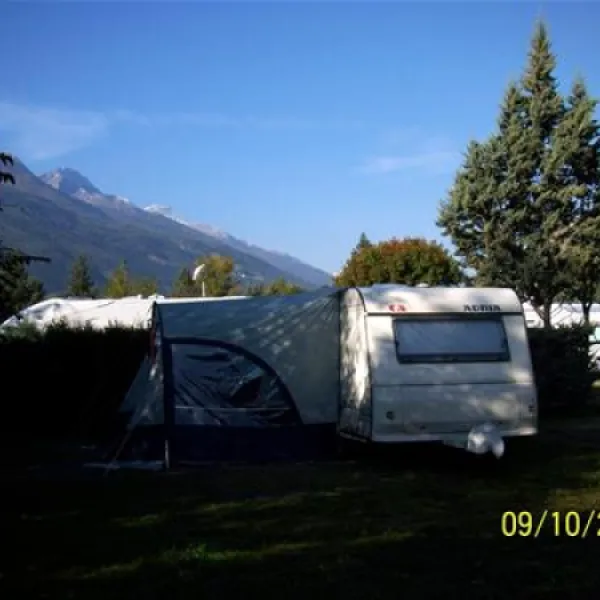 camping-latsch-an-der-etsch-latsch-kqh9z