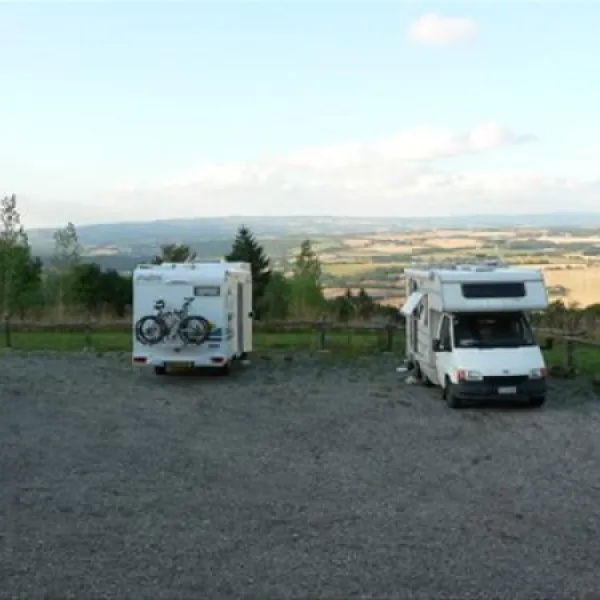 camping-de-ty-provost-dinault-ge44n