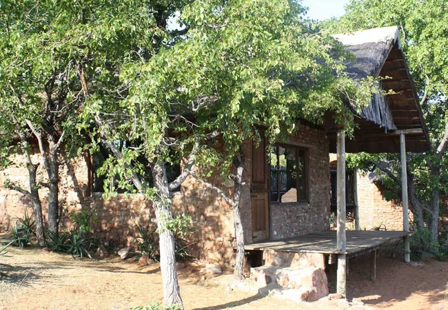 kaoxa-bush-camp-alldays-mapungubwe-national-park-tuw3x