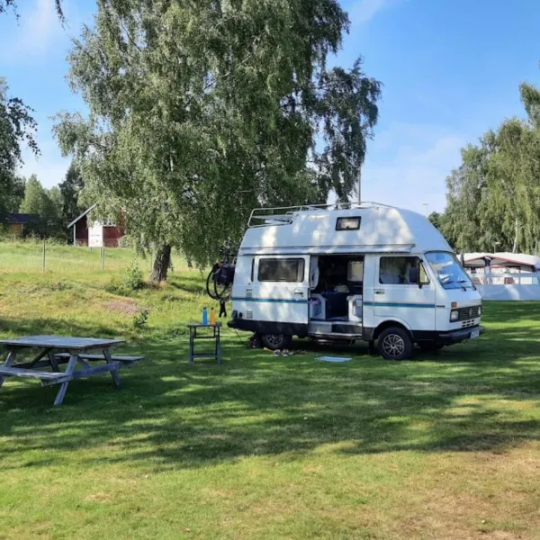 tors-camping-nolby-jhgbn