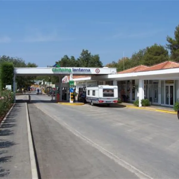 camping-lanterna-porectar-1t0e7