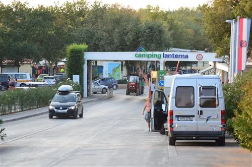 camping-lanterna-porectar-7xv6c