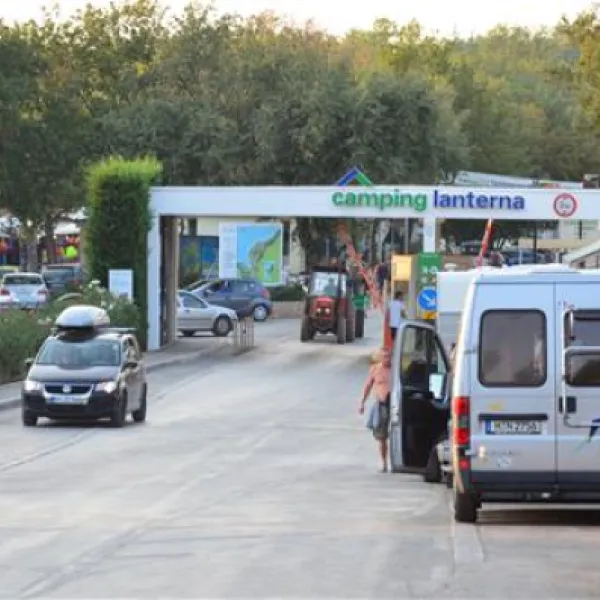camping-lanterna-porectar-7xv6c