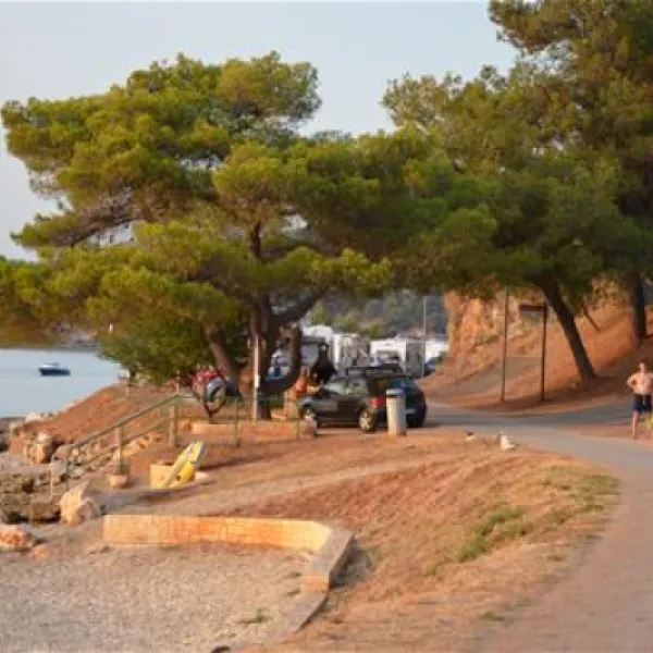 camping-lanterna-porectar-8hni1