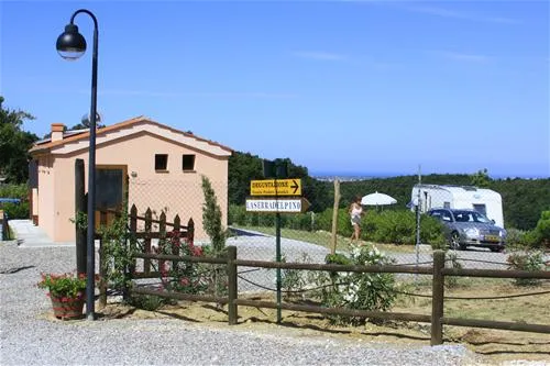 agriturismo-la-serra-del-pino-montescudaio-vyoma