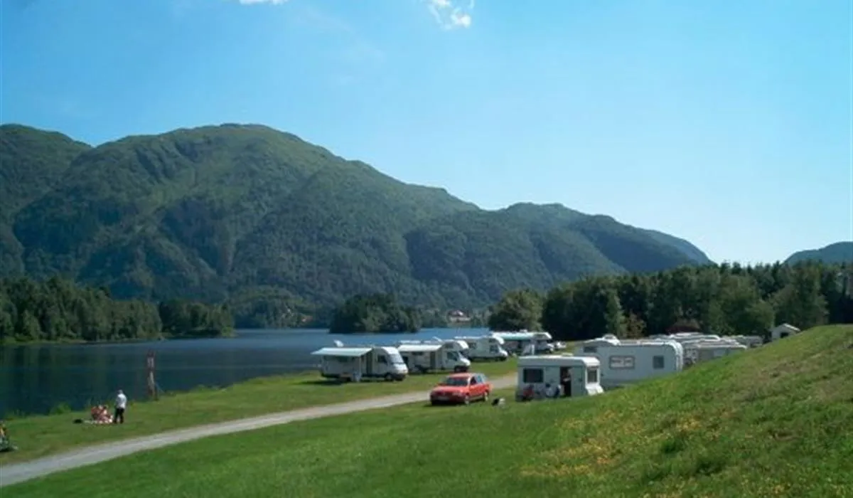 lone-camping-as-haukeland-fs6bp