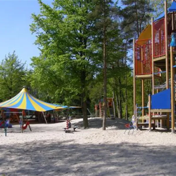 camping-landgoed-de-berenkuil-grolloo-zyyov