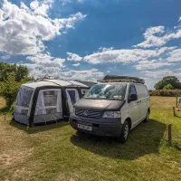 pinecones-caravan-and-camping-dersingham-2bcci