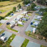 pinecones-caravan-and-camping-dersingham-mybxi
