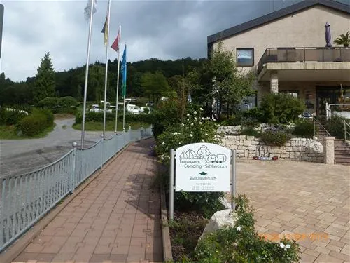 terrassencamp-schlierbach-lindenfelsschlierbach-iacq2
