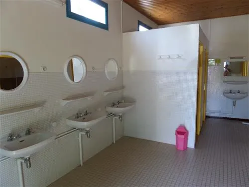 camping-les-batardieres-st-hilaire-la-foret-uq3go