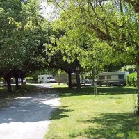 camping-les-clorinthes-drme-795hv