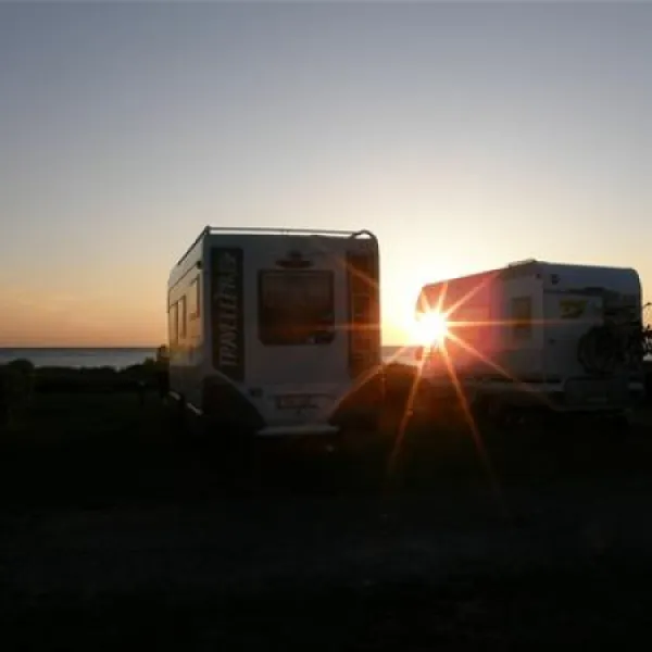 caravancamp-ostseeblick-dranske-cffds