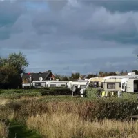 caravancamp-ostseeblick-dranske-m6s8e