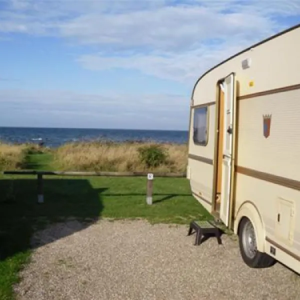 caravancamp-ostseeblick-dranske-vfb3l