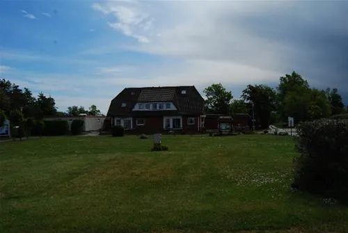 caravancamp-ostseeblick-dranske-z3ej8