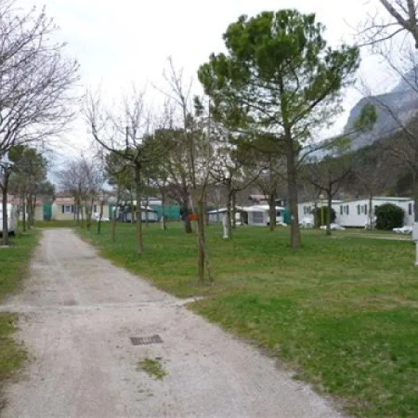 camping-daino-pietramurata-c7cqt