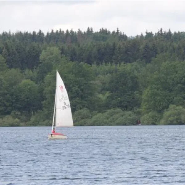 erlebnis-und-freizeitwelt-niedermooser-see-niedermoos-exrhr