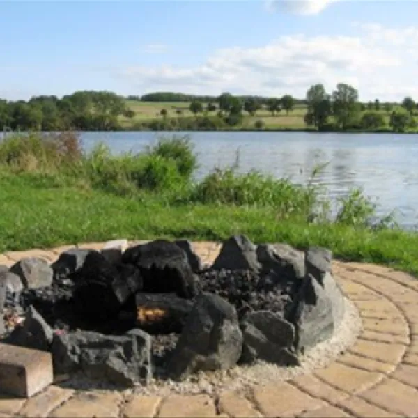 erlebnis-und-freizeitwelt-niedermooser-see-niedermoos-pcxm5