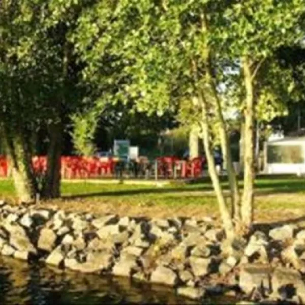 flower-camping-du-lac-bain-de-bretagne-trvpj