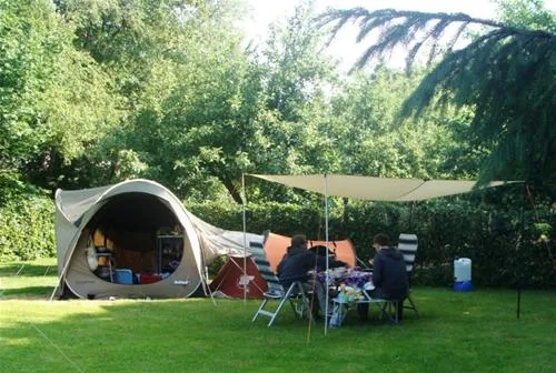 charmecamping-op-fietse-erica-0tw4m