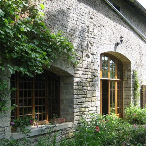 camping-a-la-ferme-domaine-de-la-pierre-percee-fouvent-le-bas-xiitx