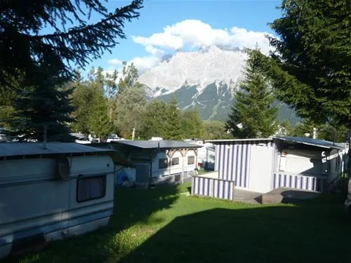 happy-camp-kg-lermoos-qixda