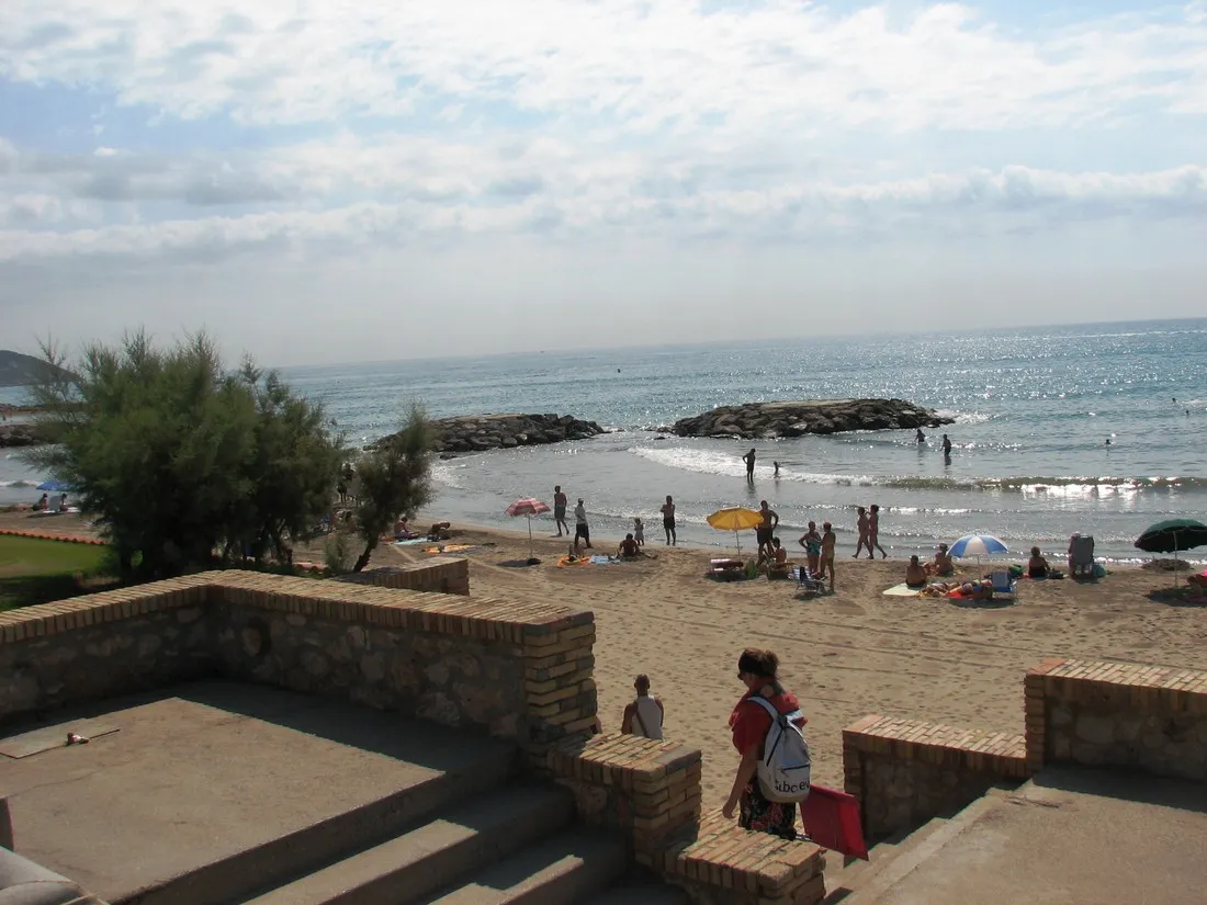 camping-sitges-sitges-v4u8x