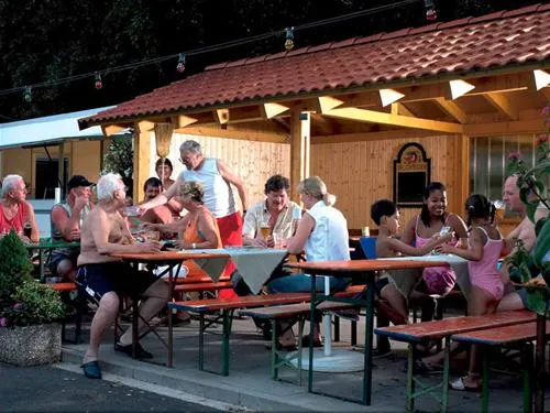 main-spessart-camping-international-neustadt-ifb96