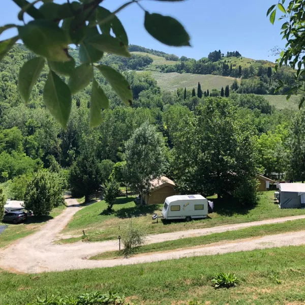 camping-podere-sei-poorte-monteciccardo-hycur