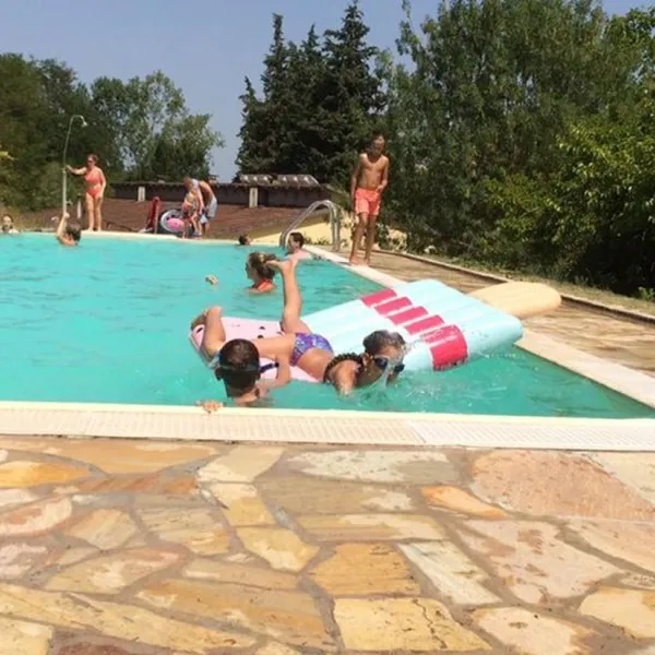 camping-podere-sei-poorte-monteciccardo-jxakg