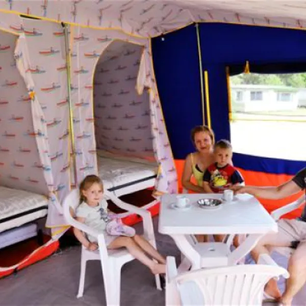 camping-hengelhoef-houthalen-pecjt
