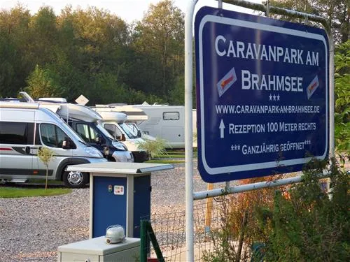 caravanpark-am-brahmsee-langwedel-9j5yo