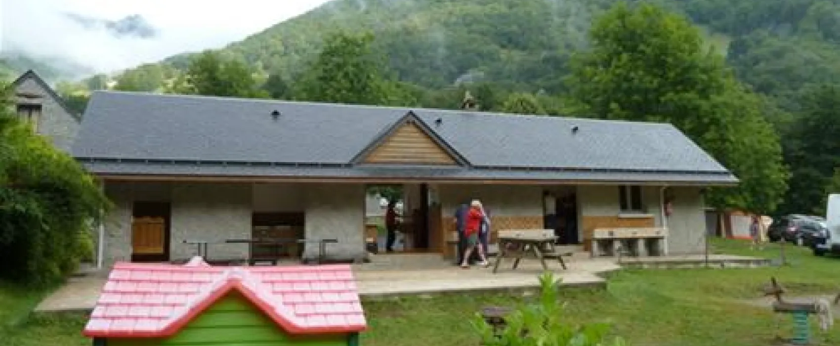 Camping Le Cabaliros  